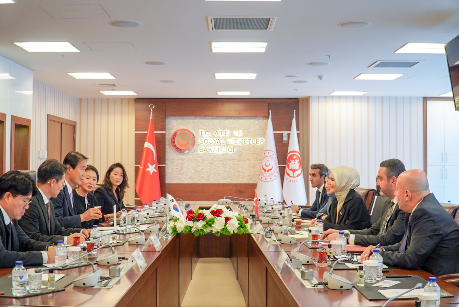 Meeting with the Minister of Family and Social Services of Türkiye 이미지